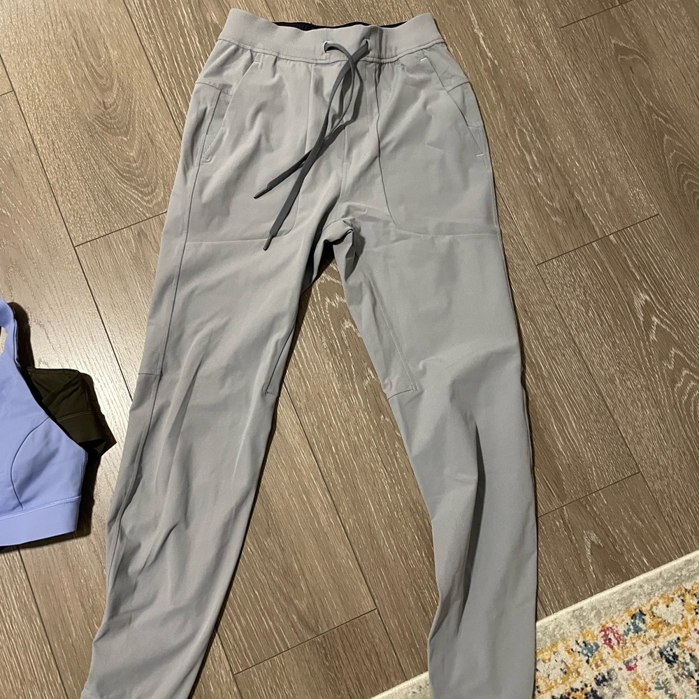 LULULEMON Men’s Grey Warpstream Jogger - Sz XS